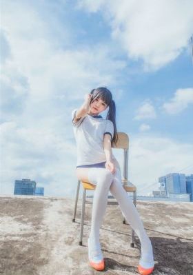 亚洲女人在线_蓝光版中文字幕包